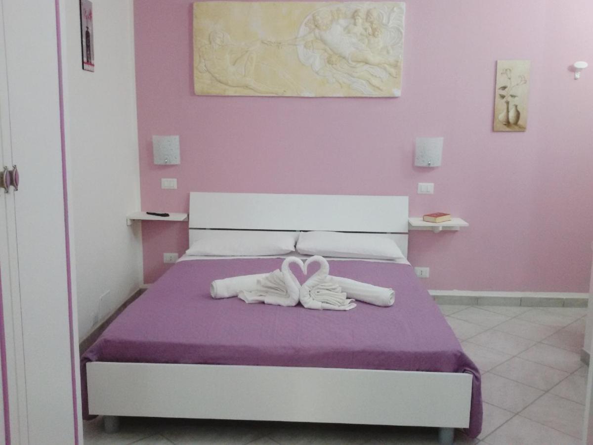 Case Vacanza Da Marco&Mary Giardini Naxos Ngoại thất bức ảnh