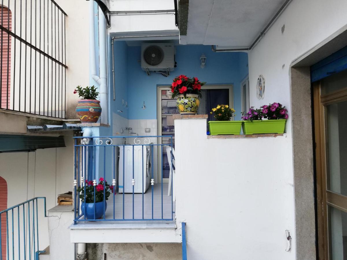 Case Vacanza Da Marco&Mary Giardini Naxos Ngoại thất bức ảnh